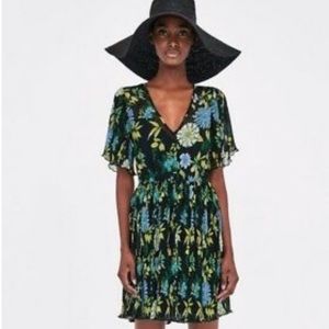 NWT - Zara Floral Pleated Dress